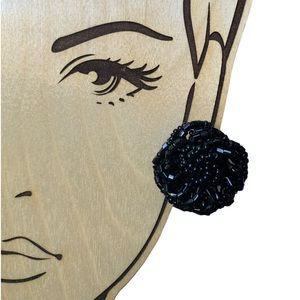 Vintage Beaded Black Flower Clip On Earrings Women’s Jewelry